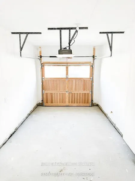 203 Flood Avenue