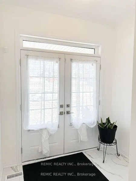 203 Flood Avenue