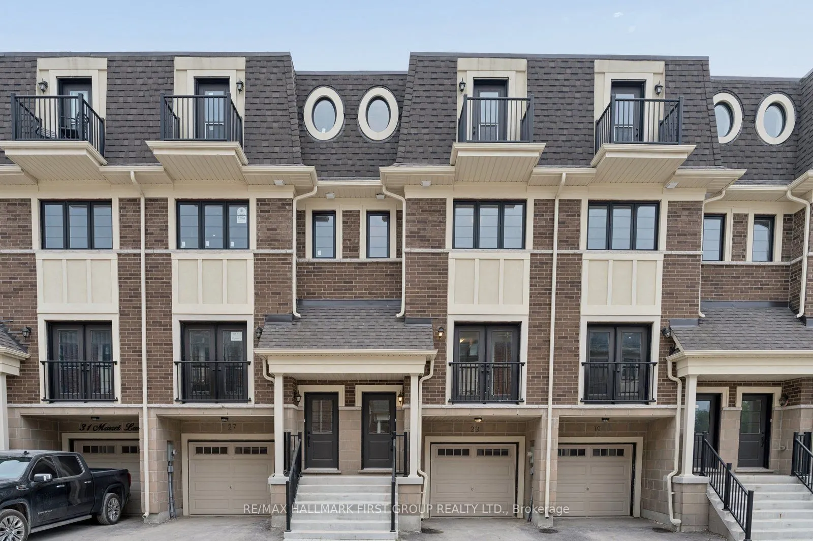 23 Marret Lane