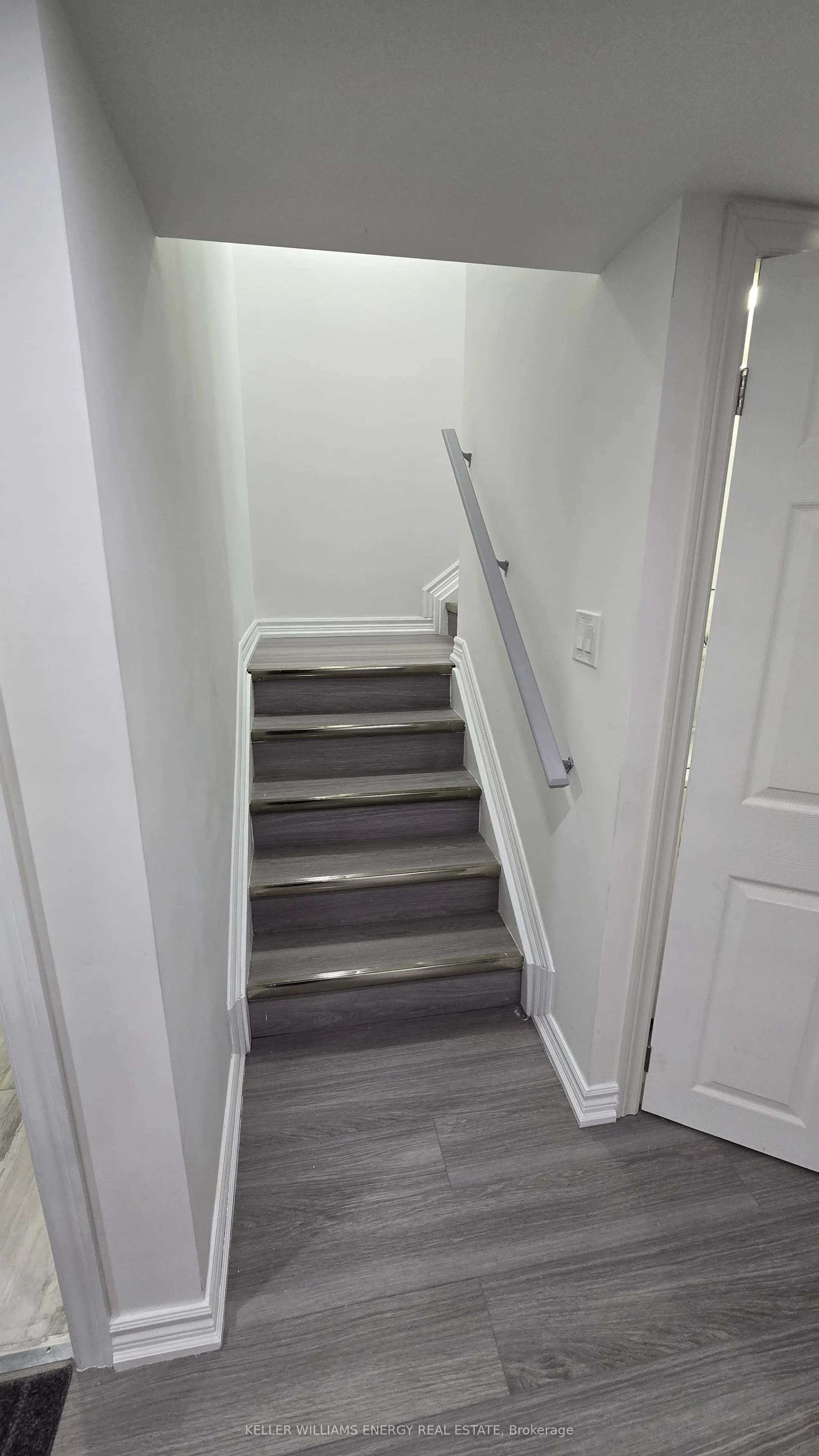 36 Crombie Street