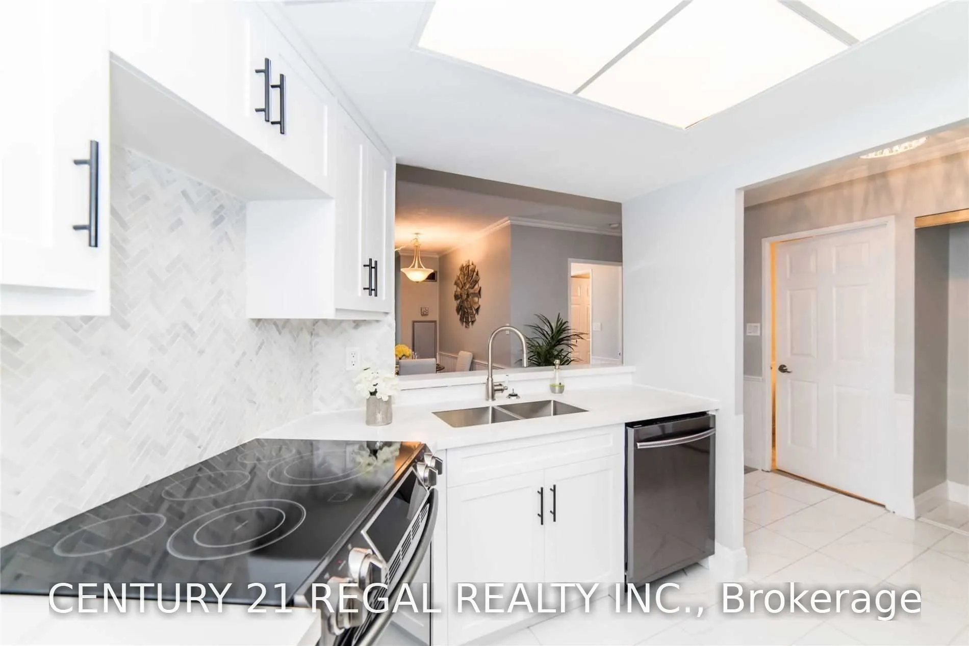 20 Guildwood Parkway #1101