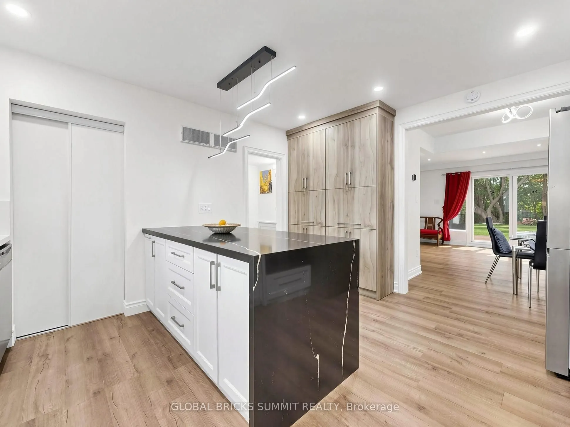 17 Amboy Road