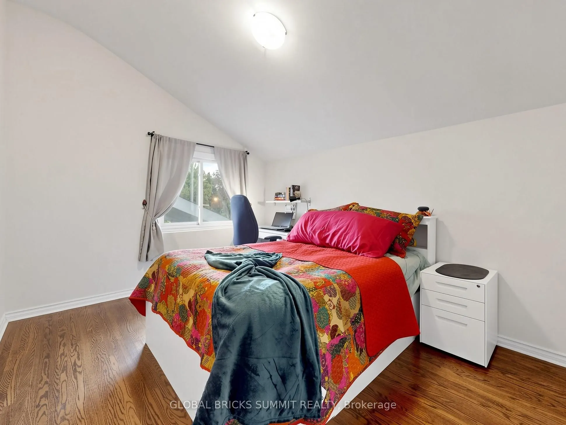 17 Amboy Road
