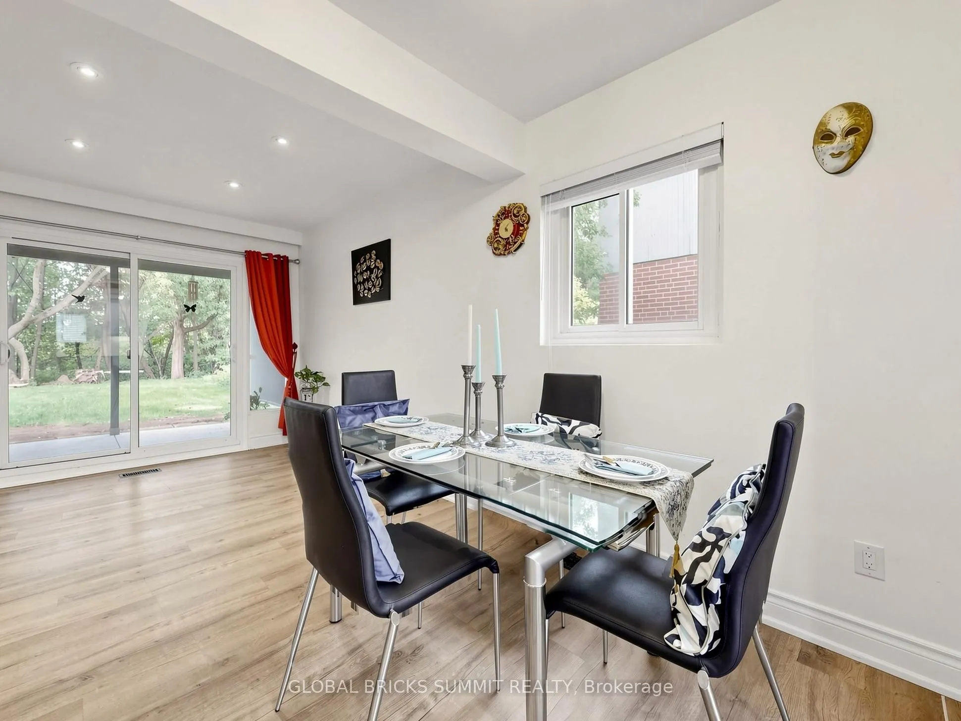 17 Amboy Road