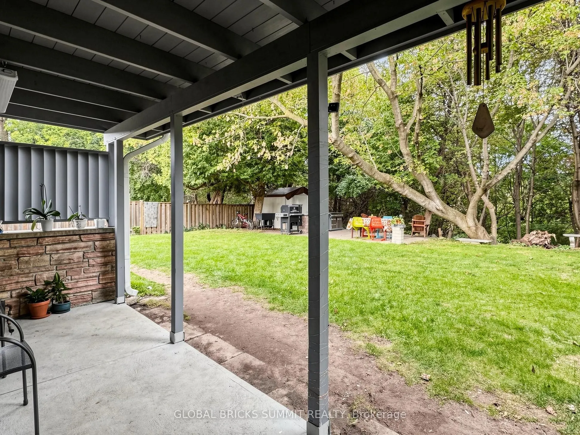 17 Amboy Road