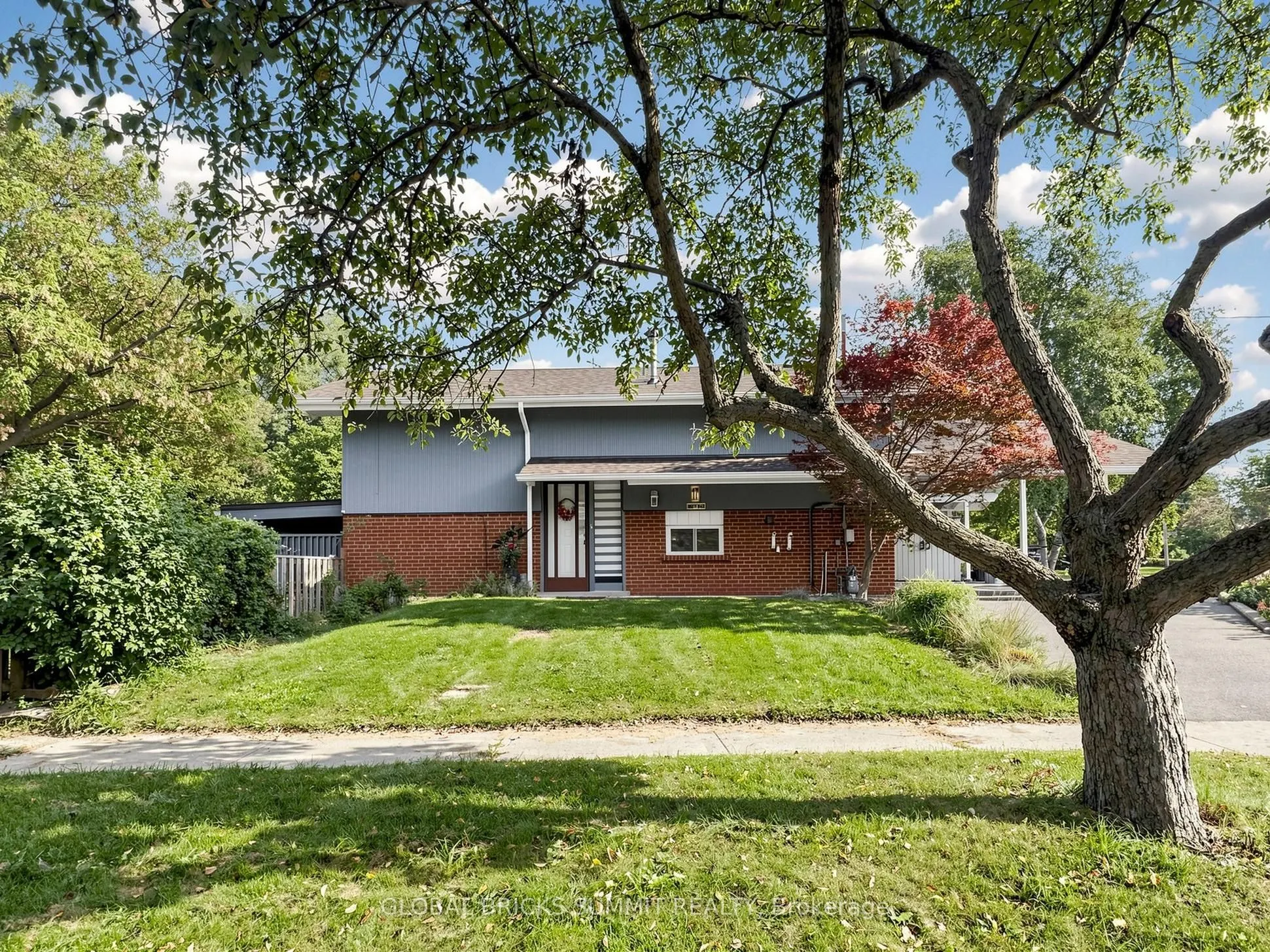 17 Amboy Road