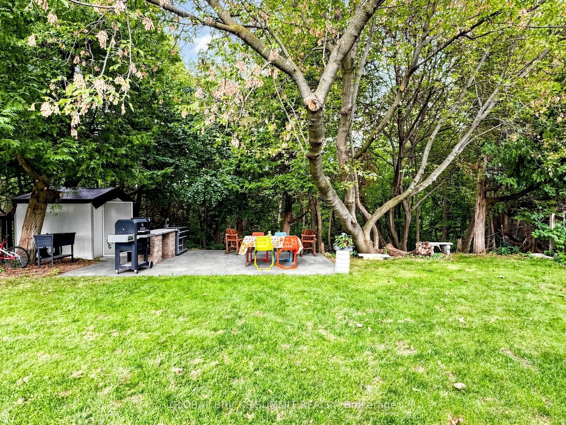 17 Amboy Road