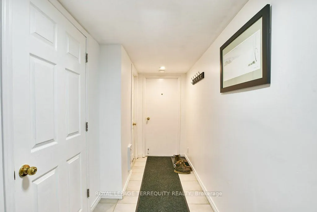 304 Palmerston Avenue #Lower
