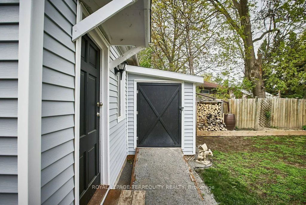 304 Palmerston Avenue #Lower
