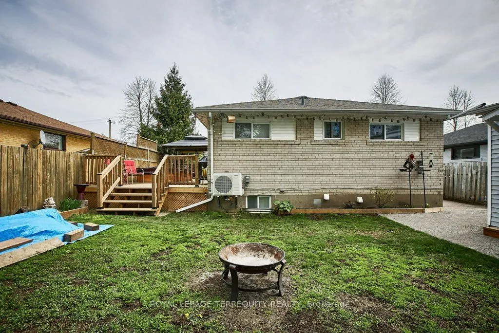 304 Palmerston Avenue #Lower