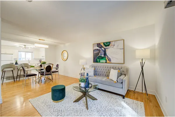15 Brimwood Boulevard
