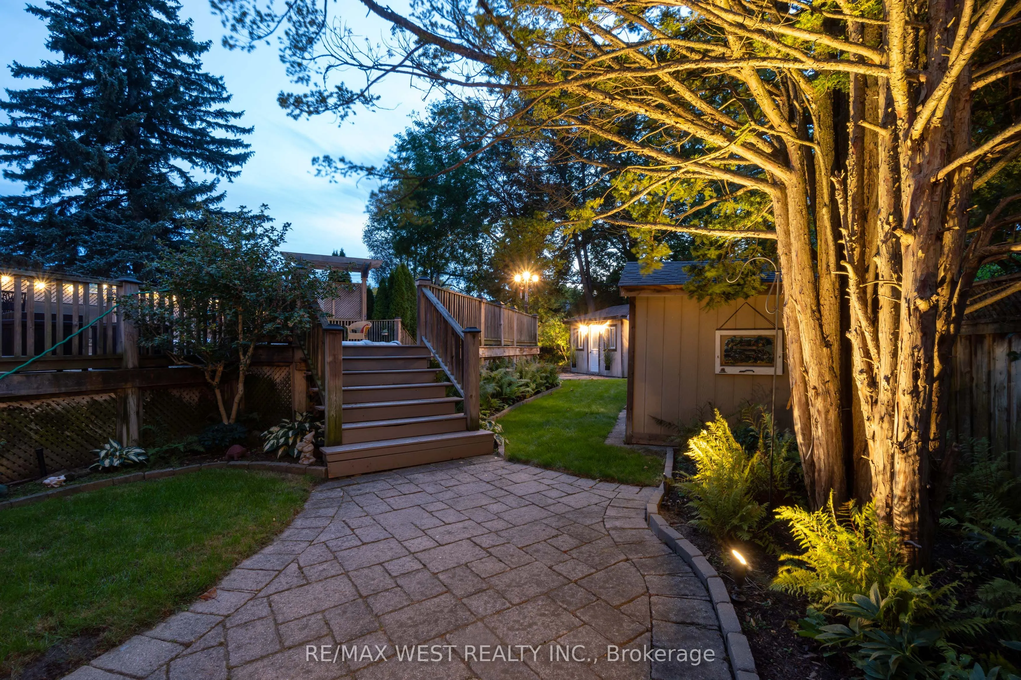 59 Landfair Crescent