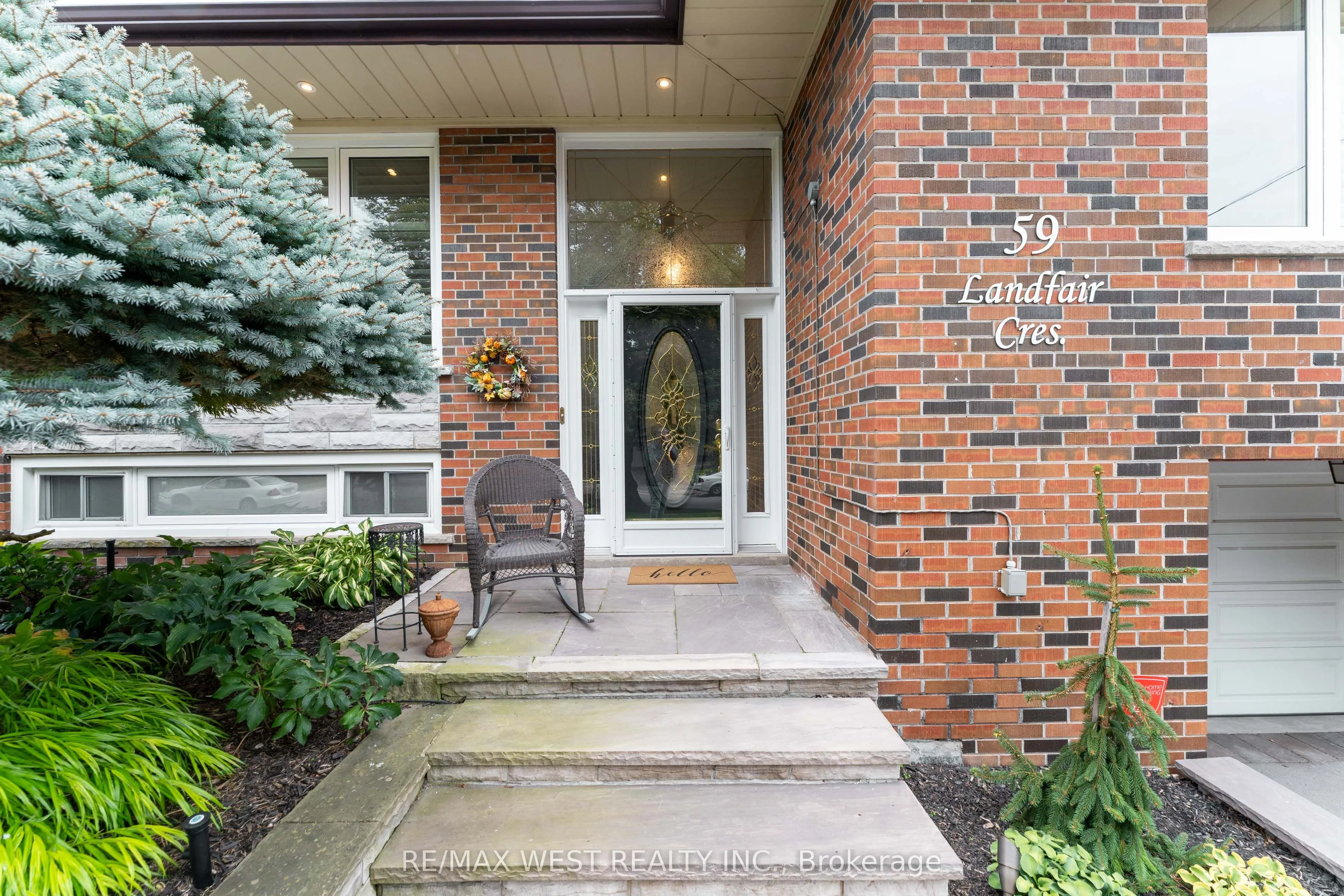 59 Landfair Crescent