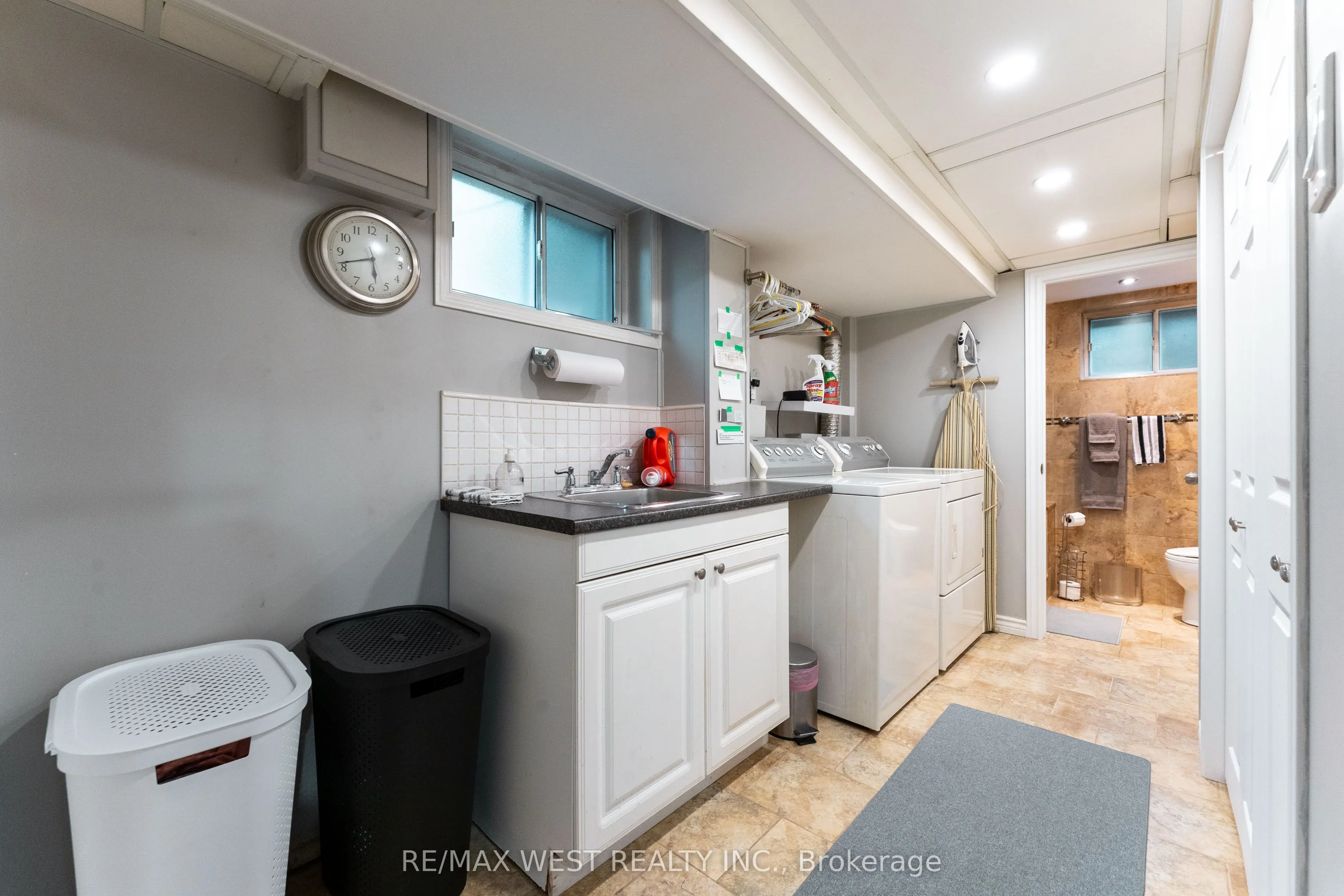 59 Landfair Crescent
