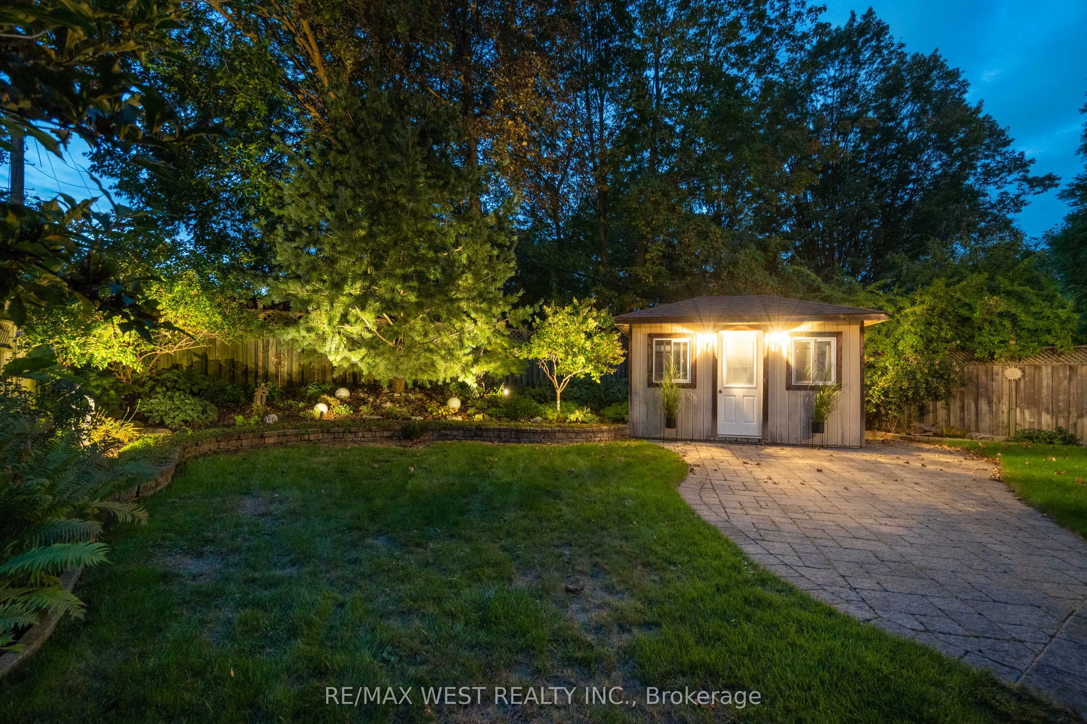 59 Landfair Crescent
