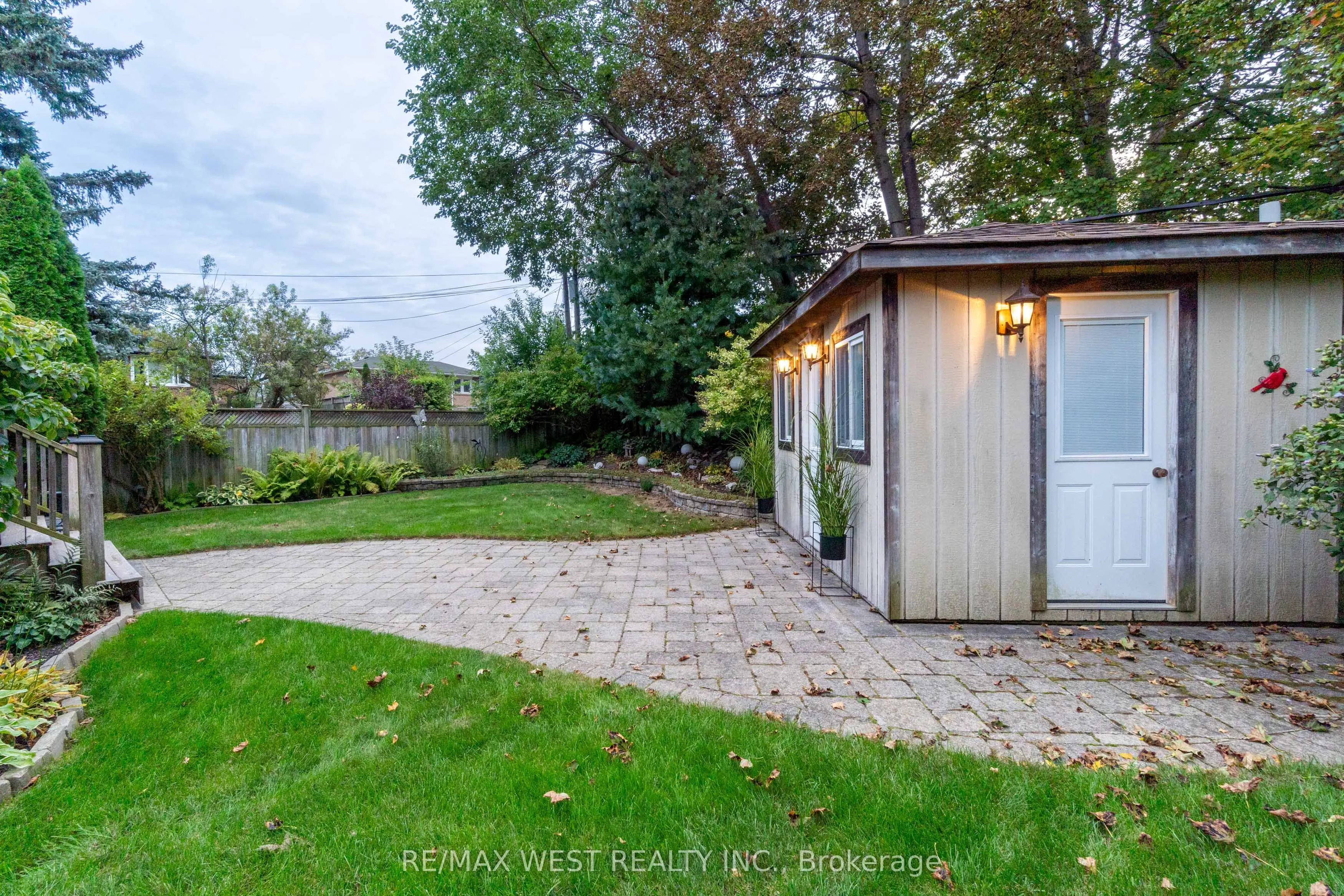 59 Landfair Crescent