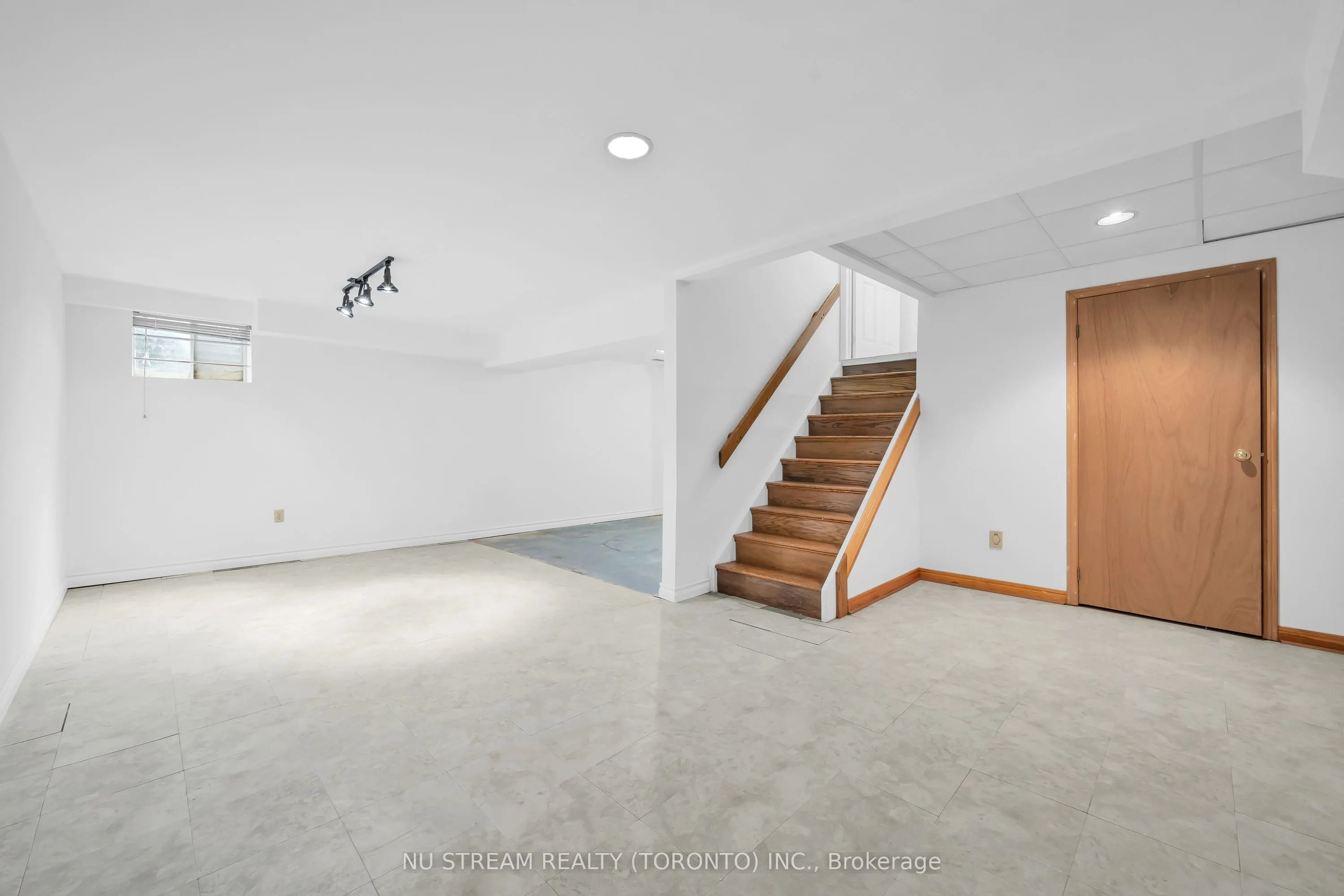 37 Wintermute Boulevard