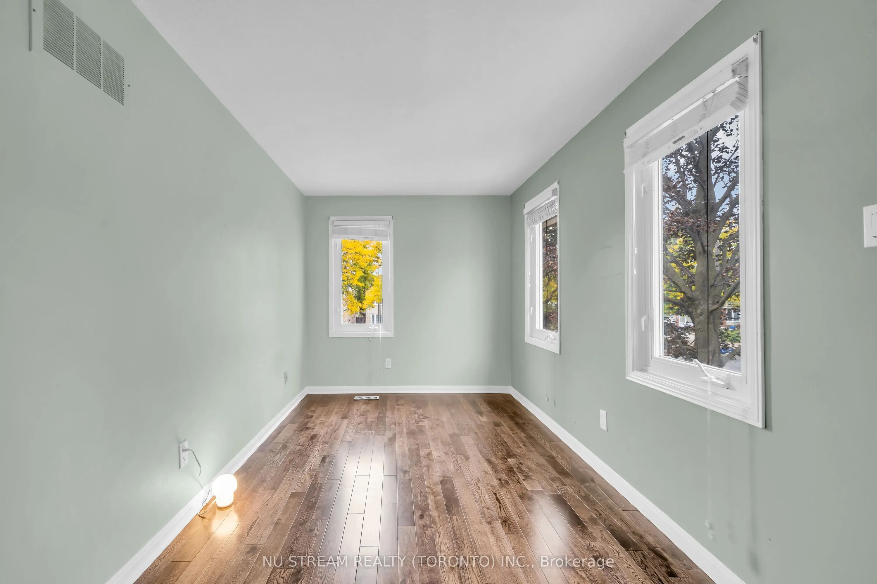 37 Wintermute Boulevard