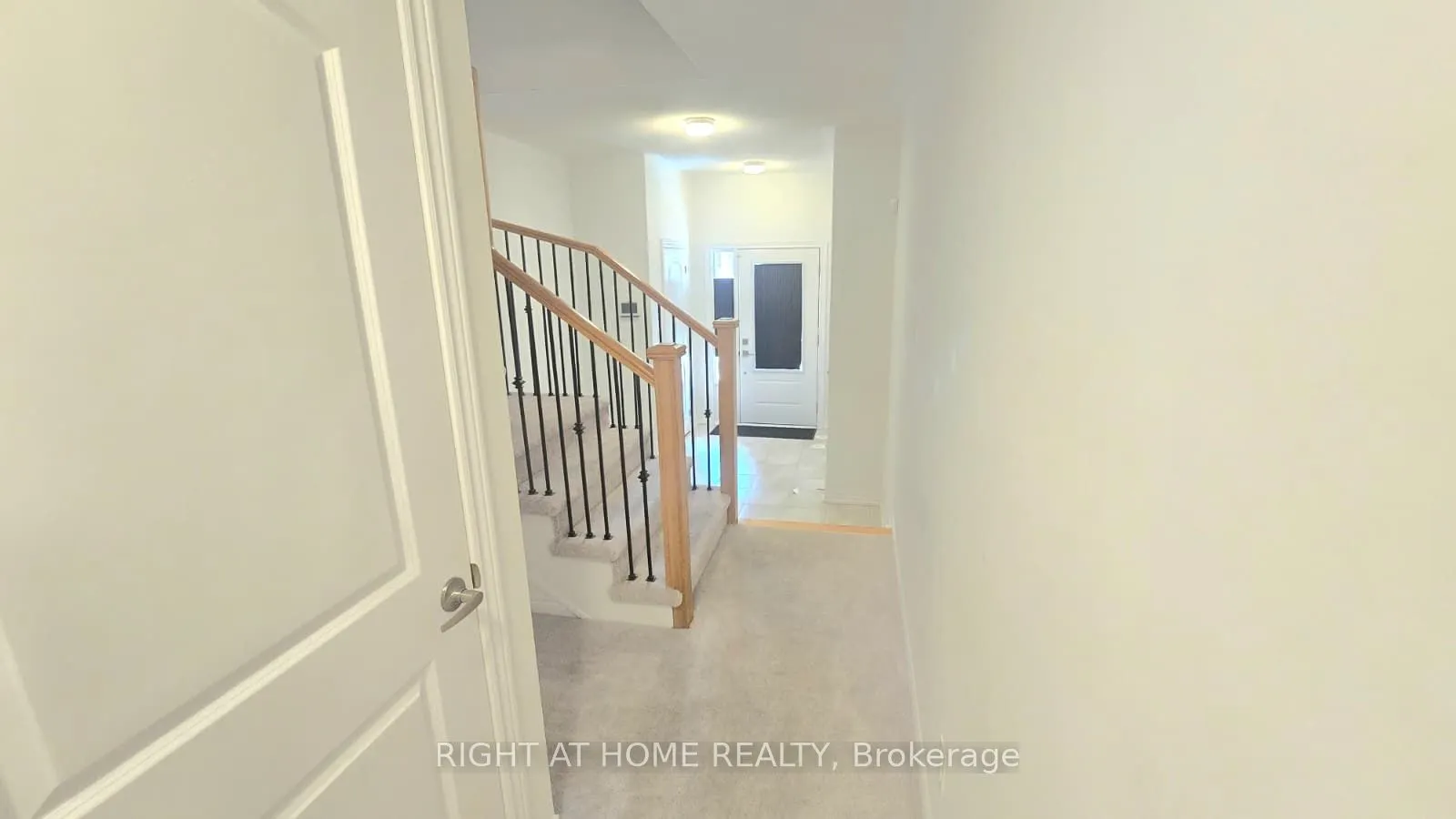 1992 Cameron Lott Crescent