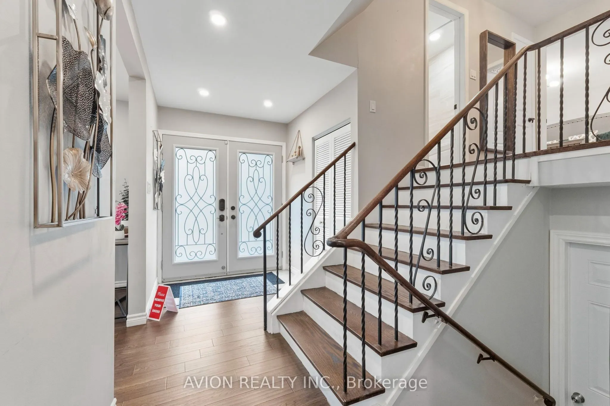 76 Livingston Road