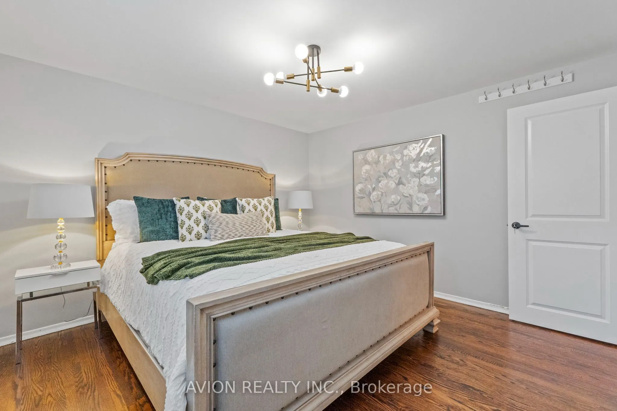 76 Livingston Road