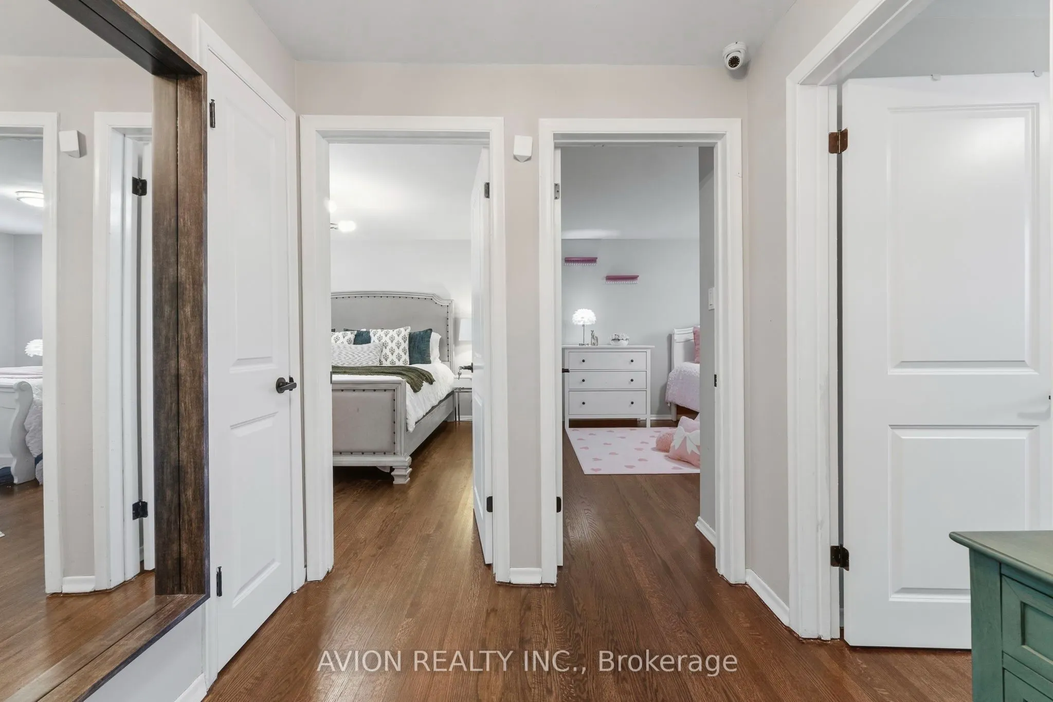 76 Livingston Road