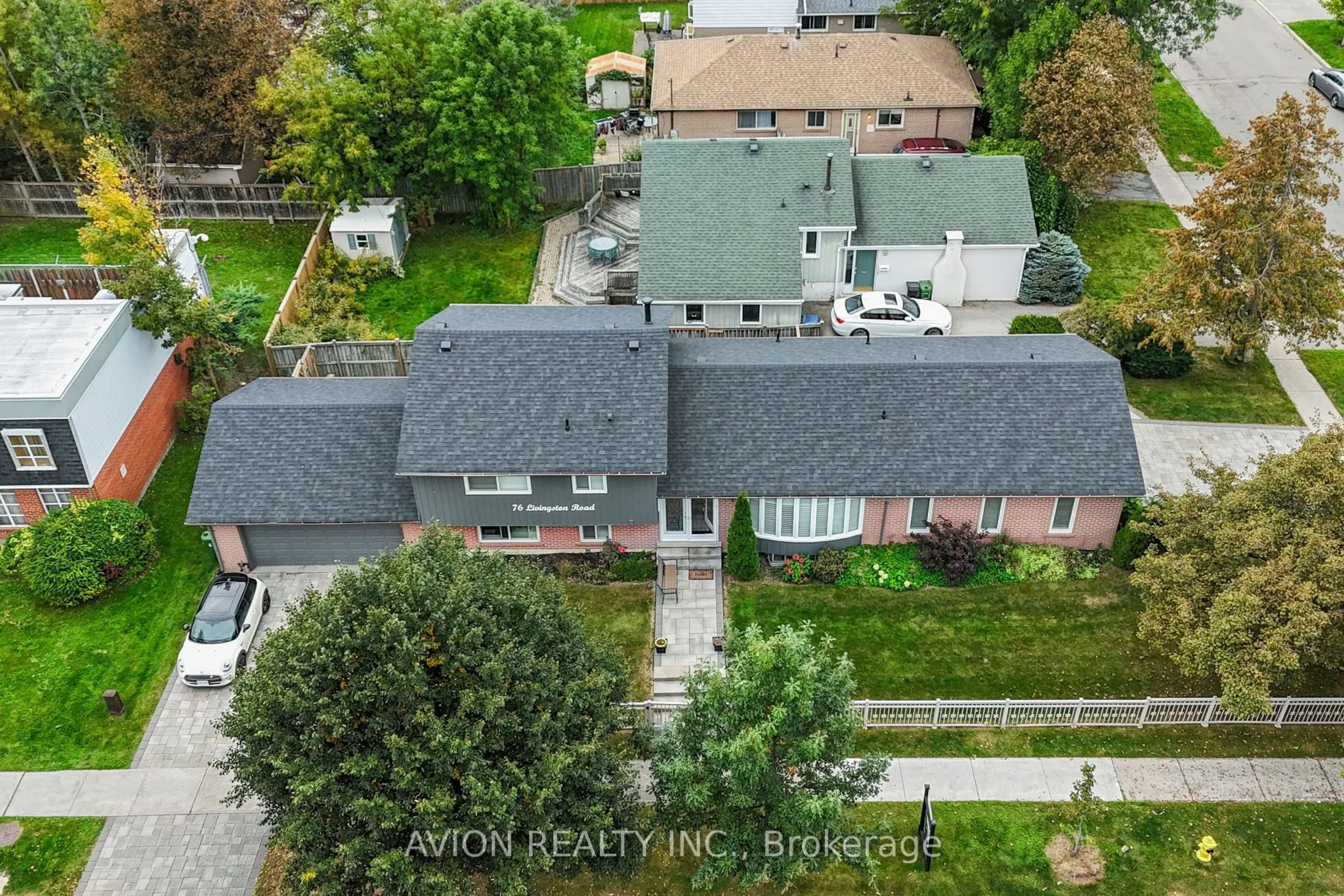 76 Livingston Road