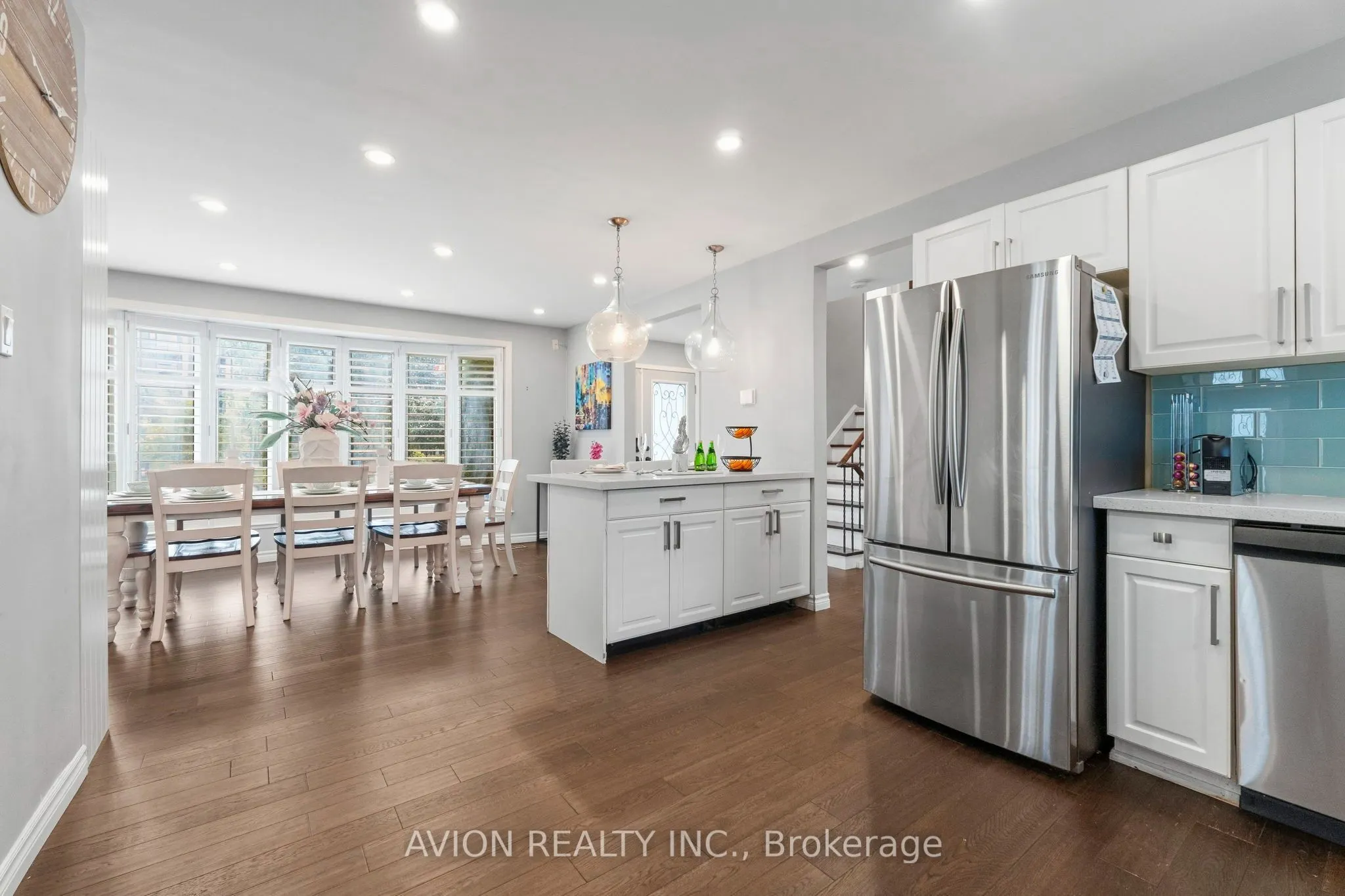 76 Livingston Road