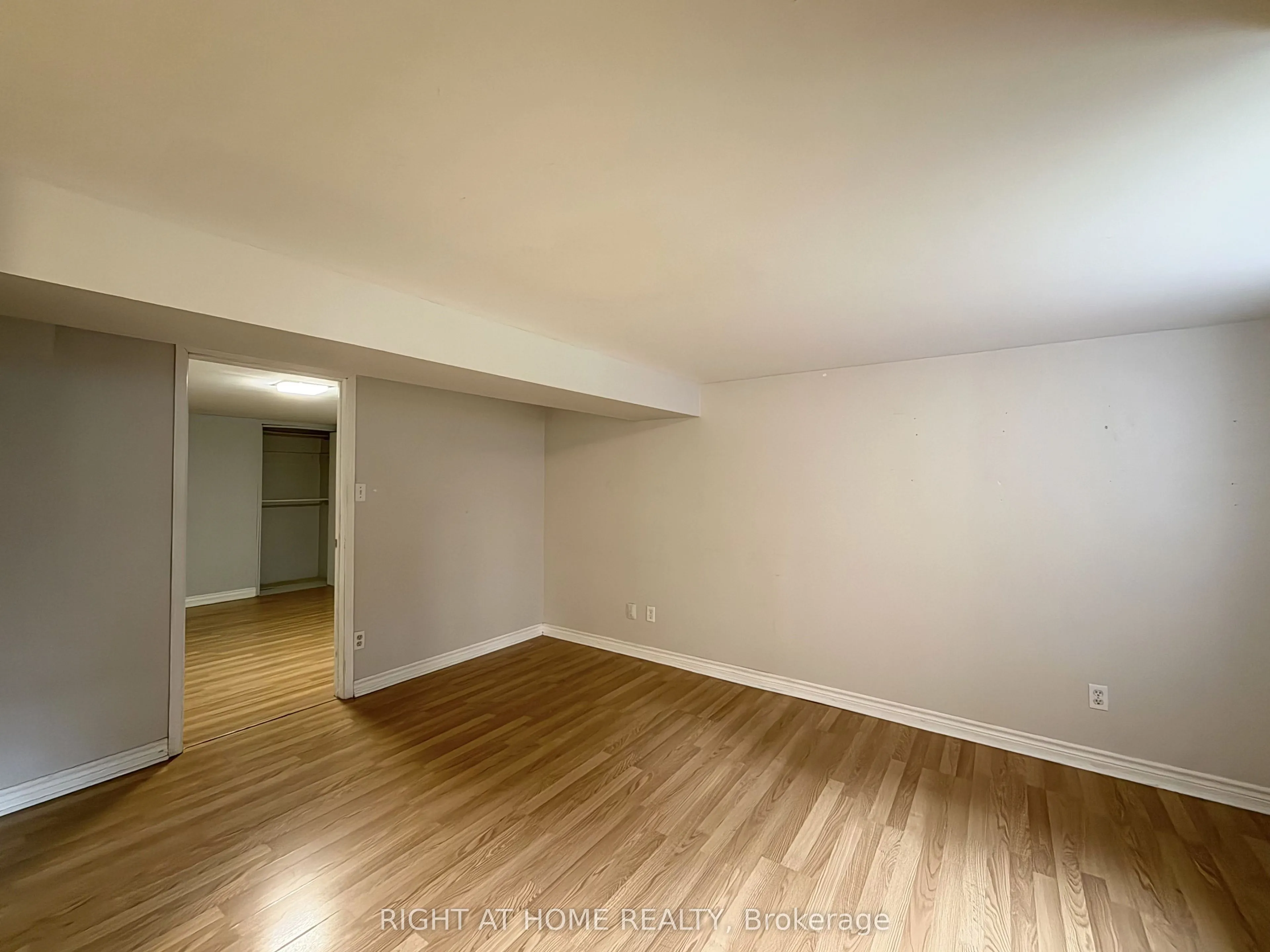 214 Greenwood Avenue #Lower