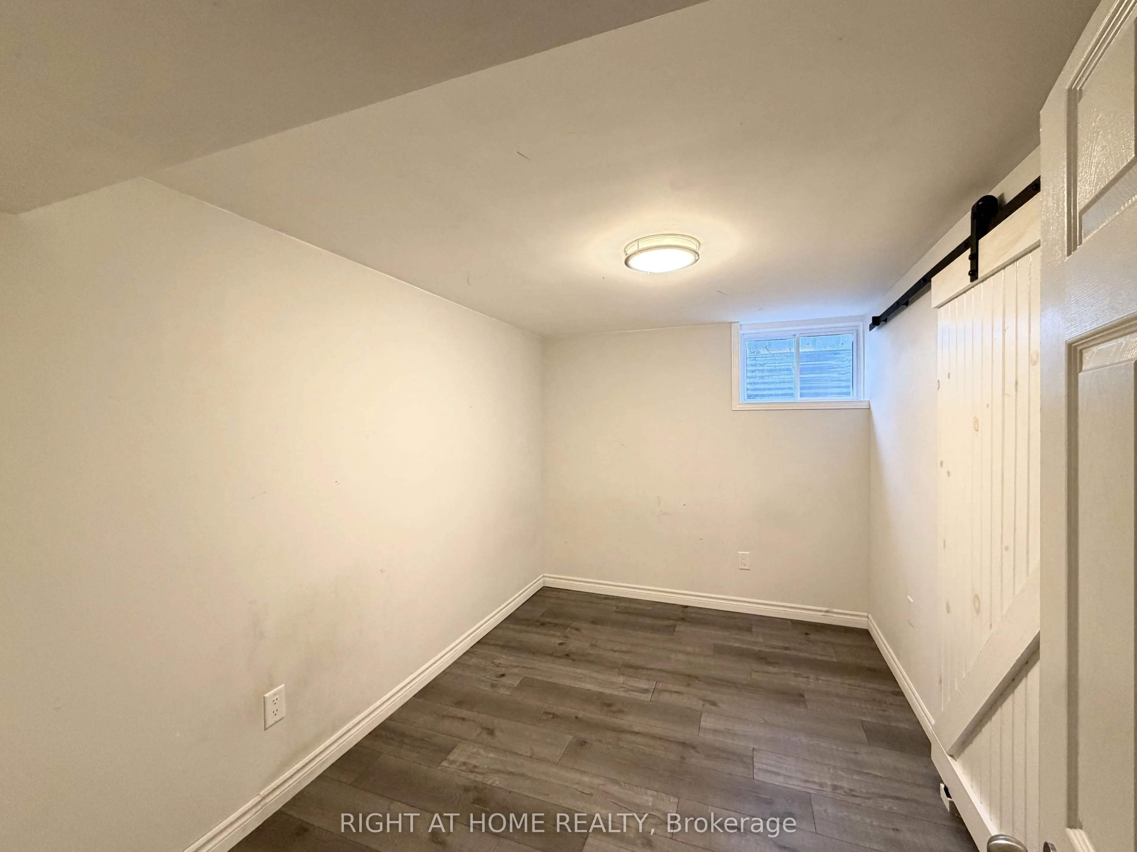 214 Greenwood Avenue #Lower