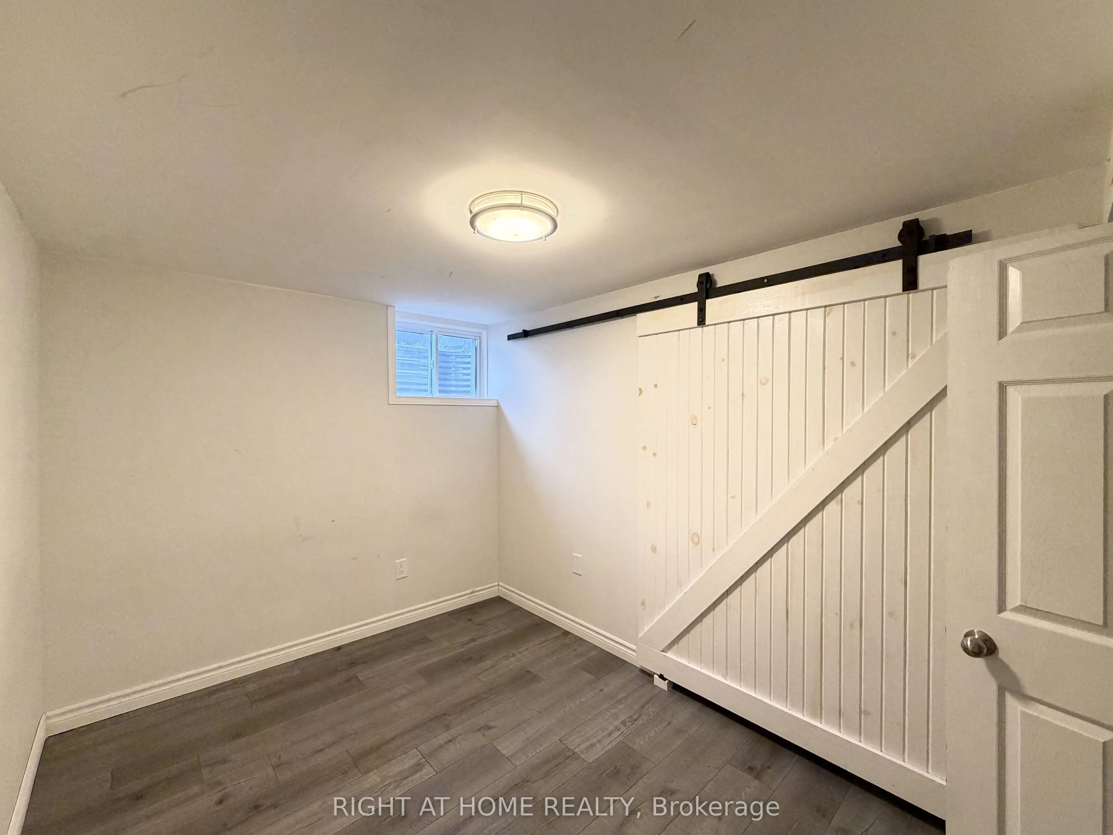 214 Greenwood Avenue #Lower