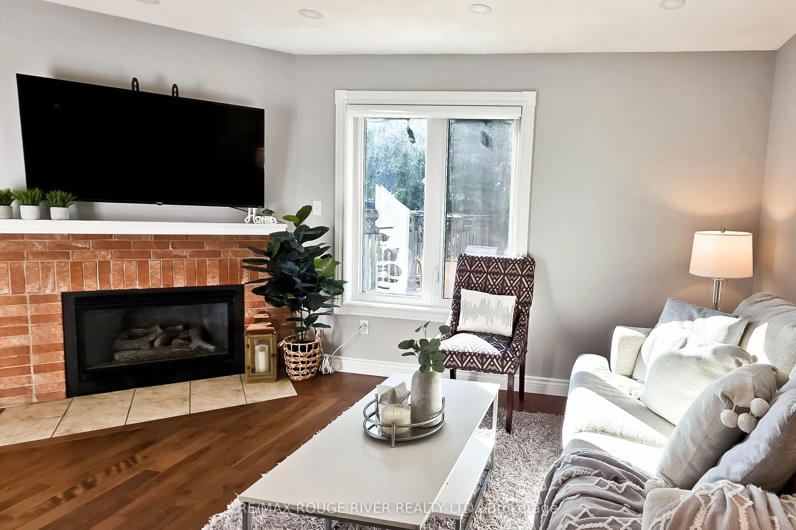 6 Knotty Pine Drive