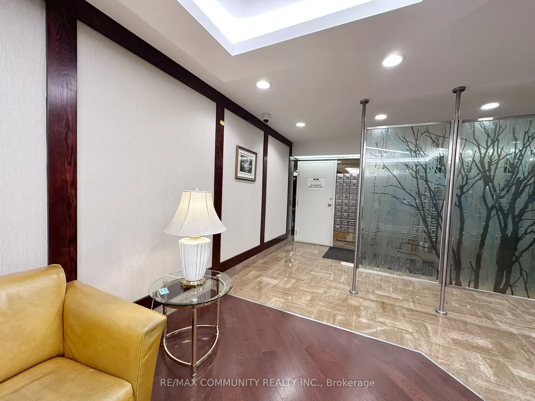 25 Bamburgh Circle #1133
