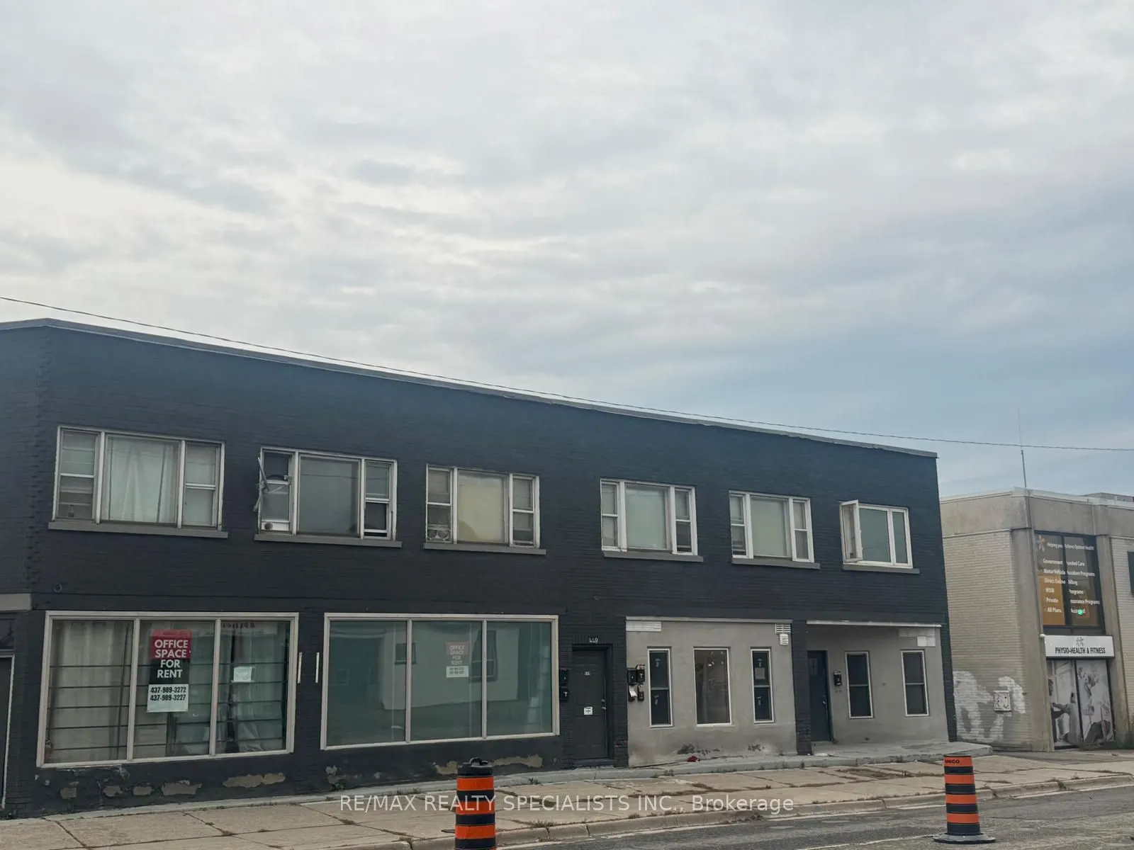 451 Simcoe Street