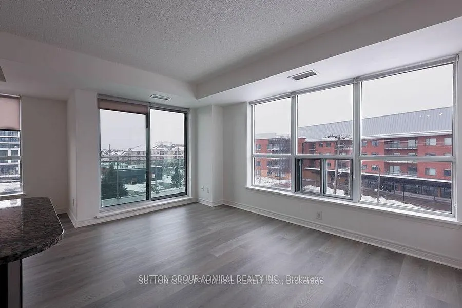 60 Fairfax Crescent #409