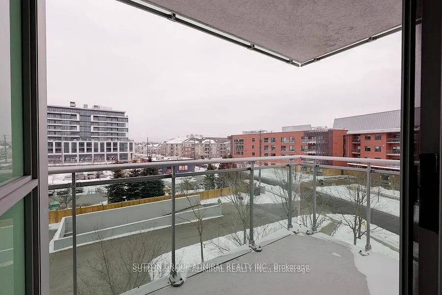 60 Fairfax Crescent #409