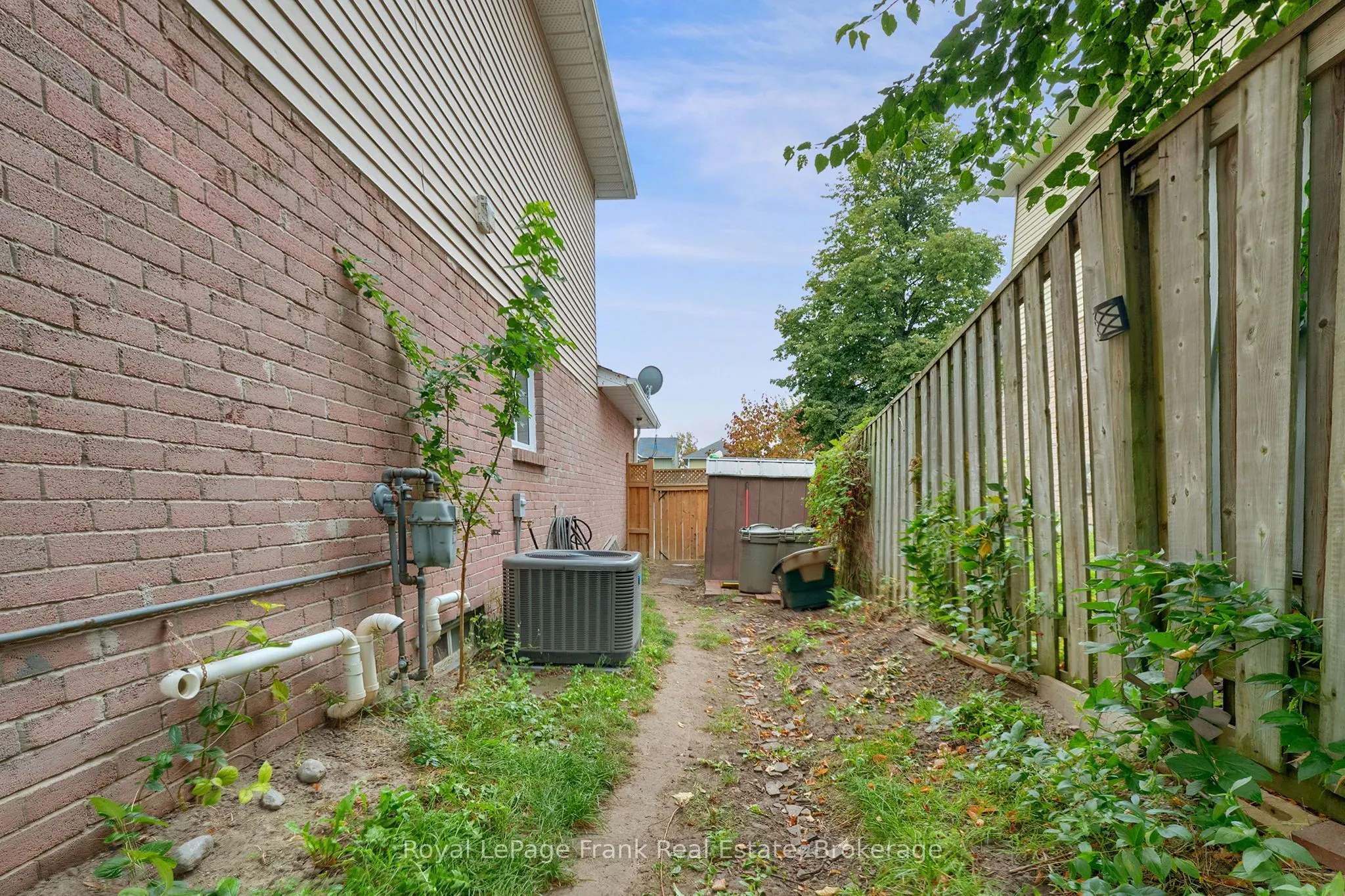 634 Down Crescent