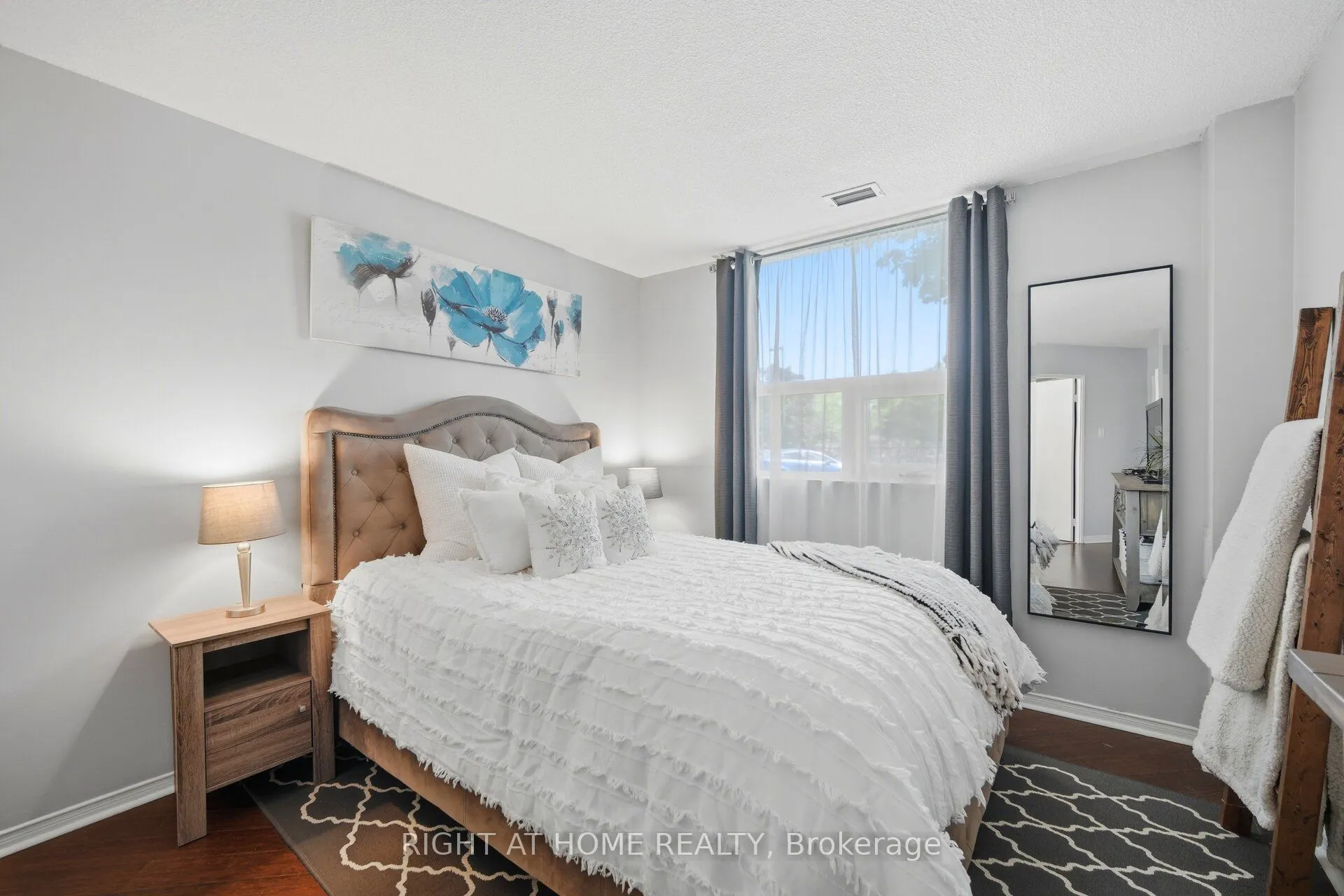 2 Westney Road N #108