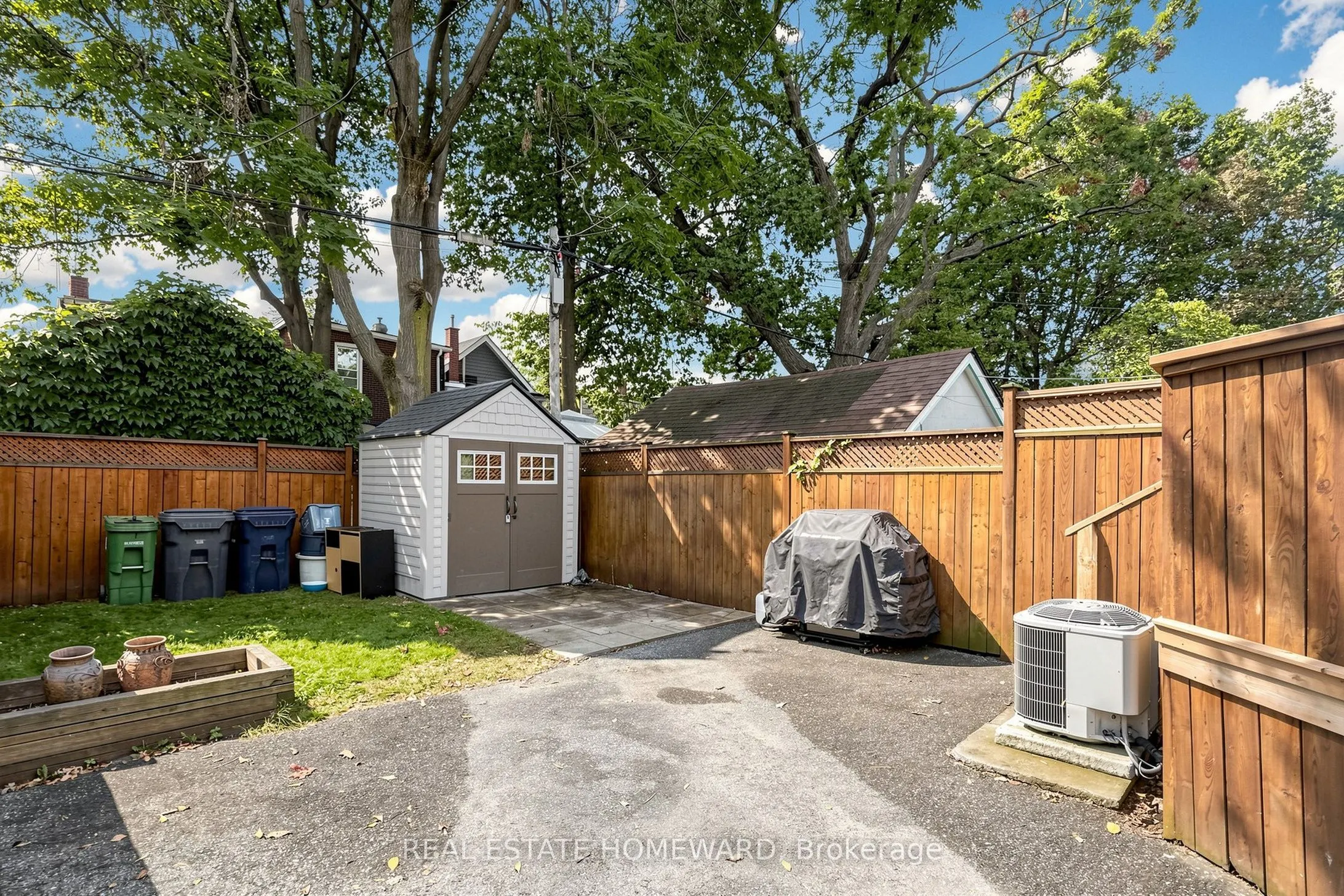 249 Queensdale Avenue