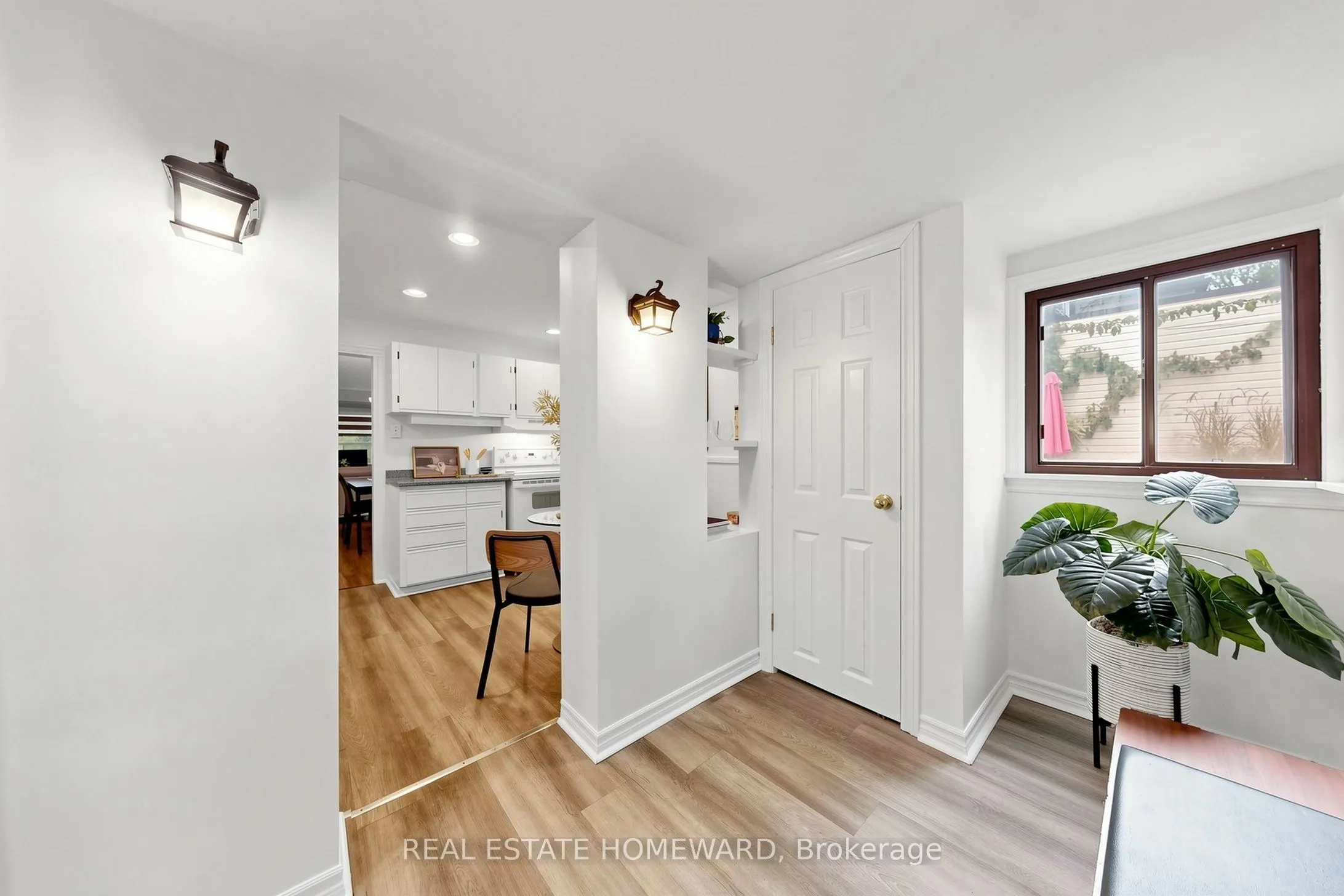 249 Queensdale Avenue