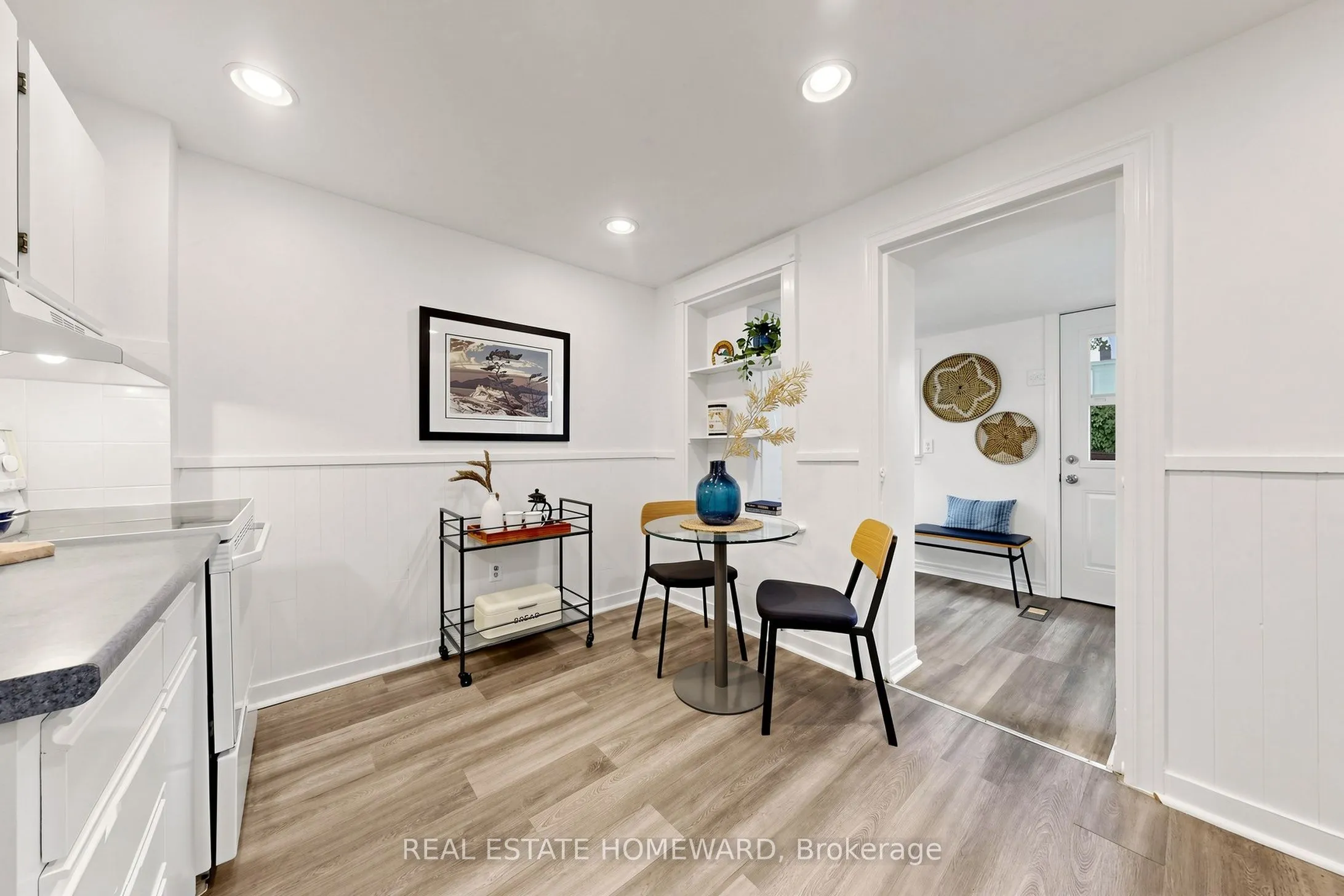 249 Queensdale Avenue