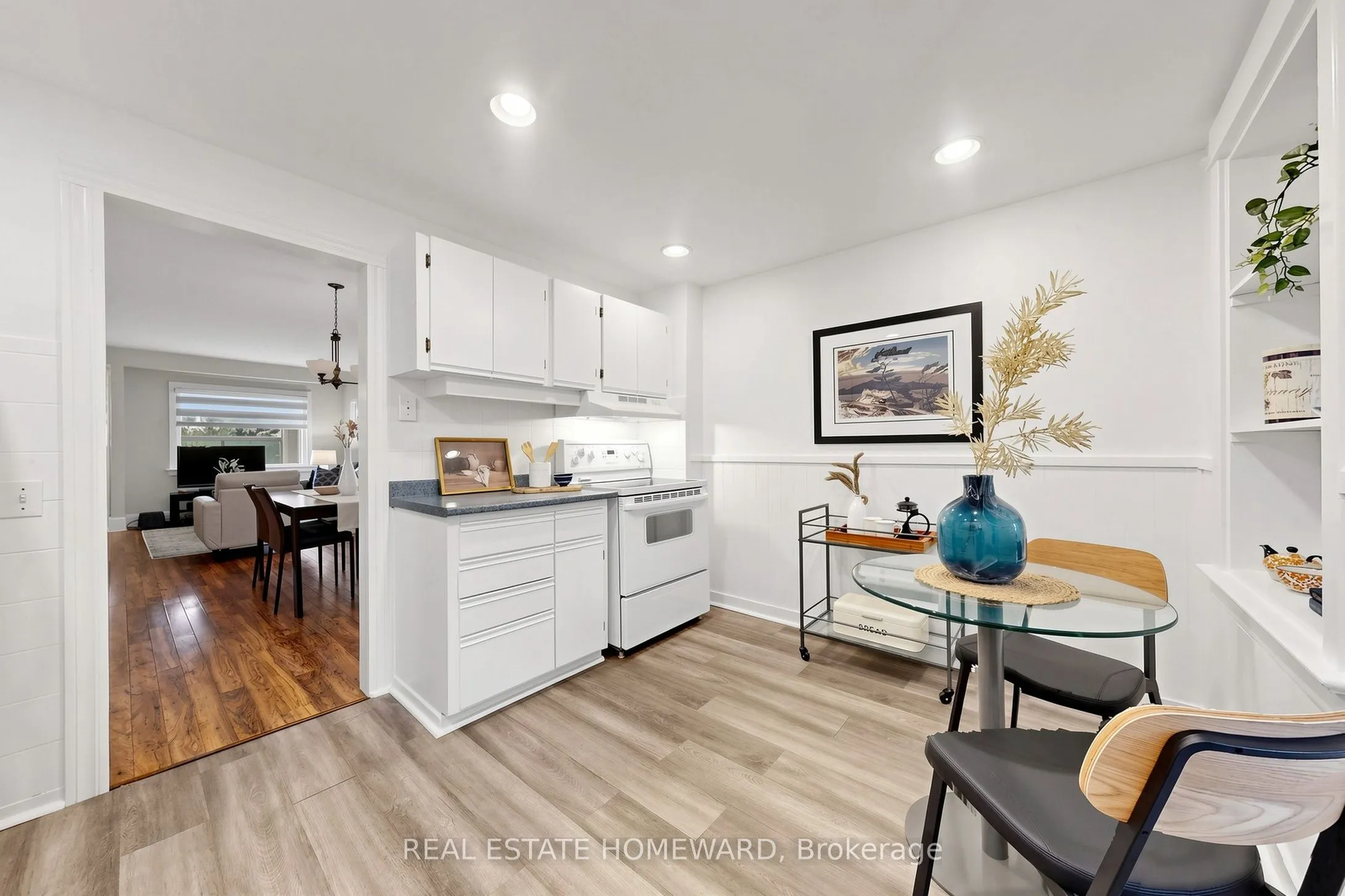 249 Queensdale Avenue