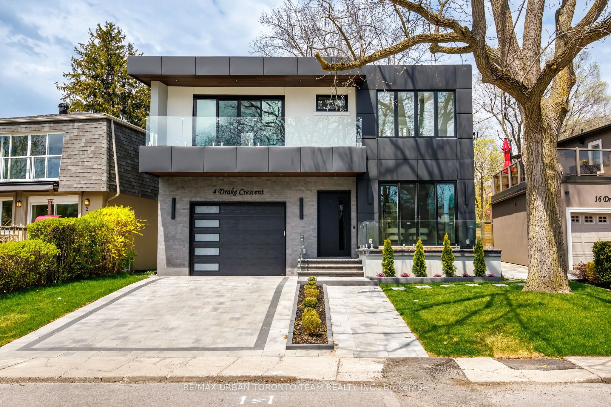 4 Drake Crescent