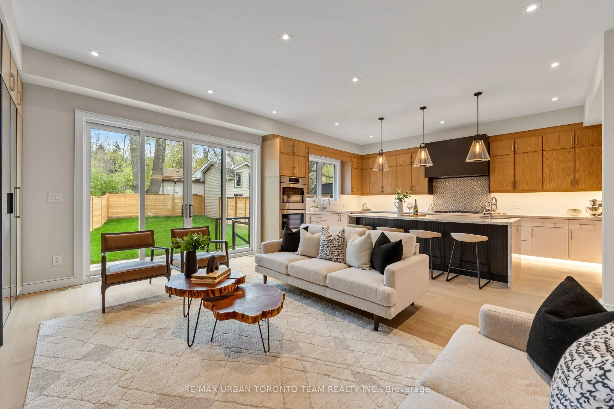 4 Drake Crescent