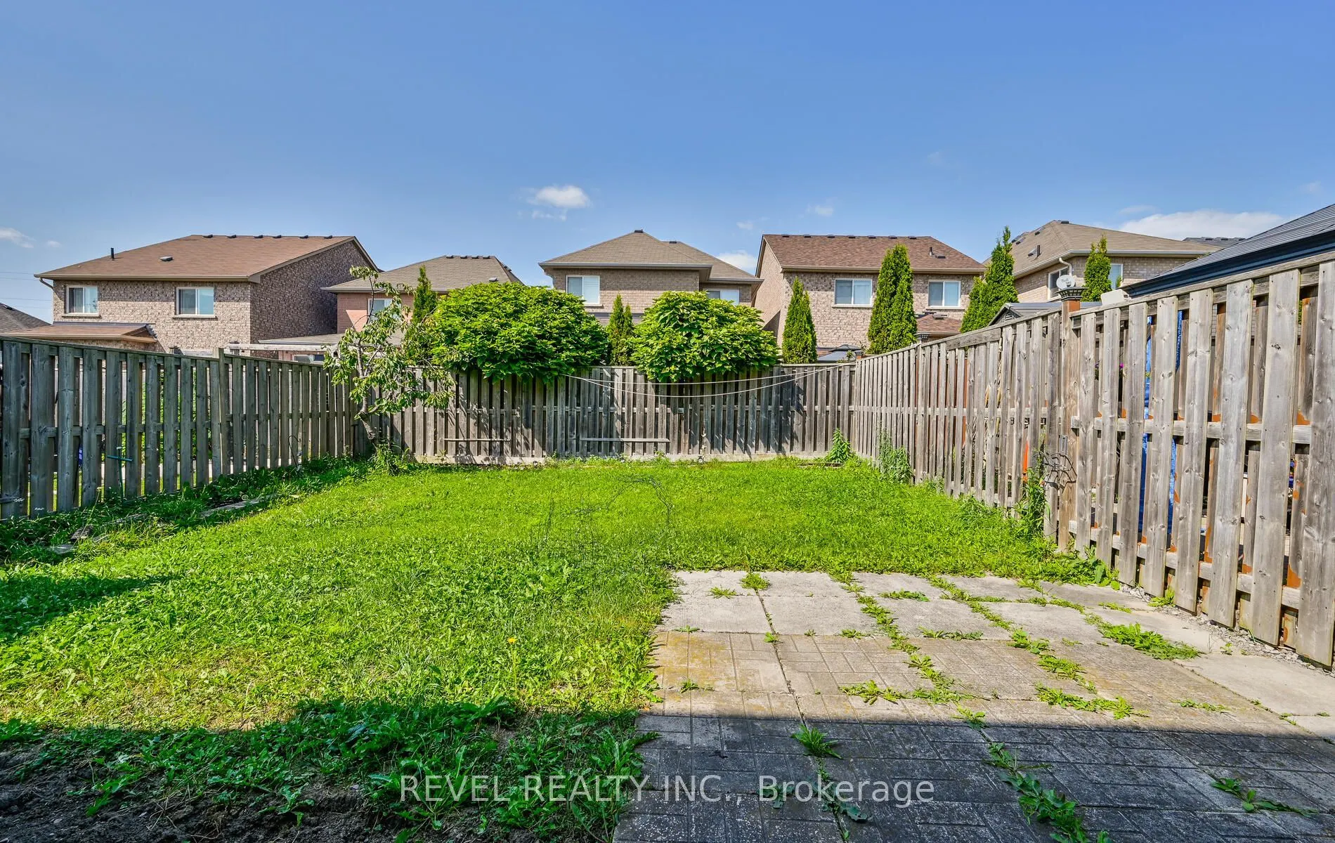 91 Oceanpearl Crescent