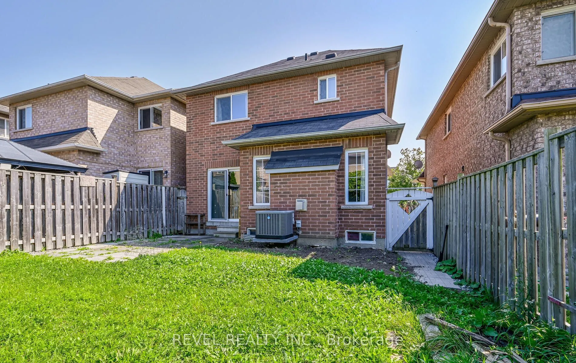 91 Oceanpearl Crescent