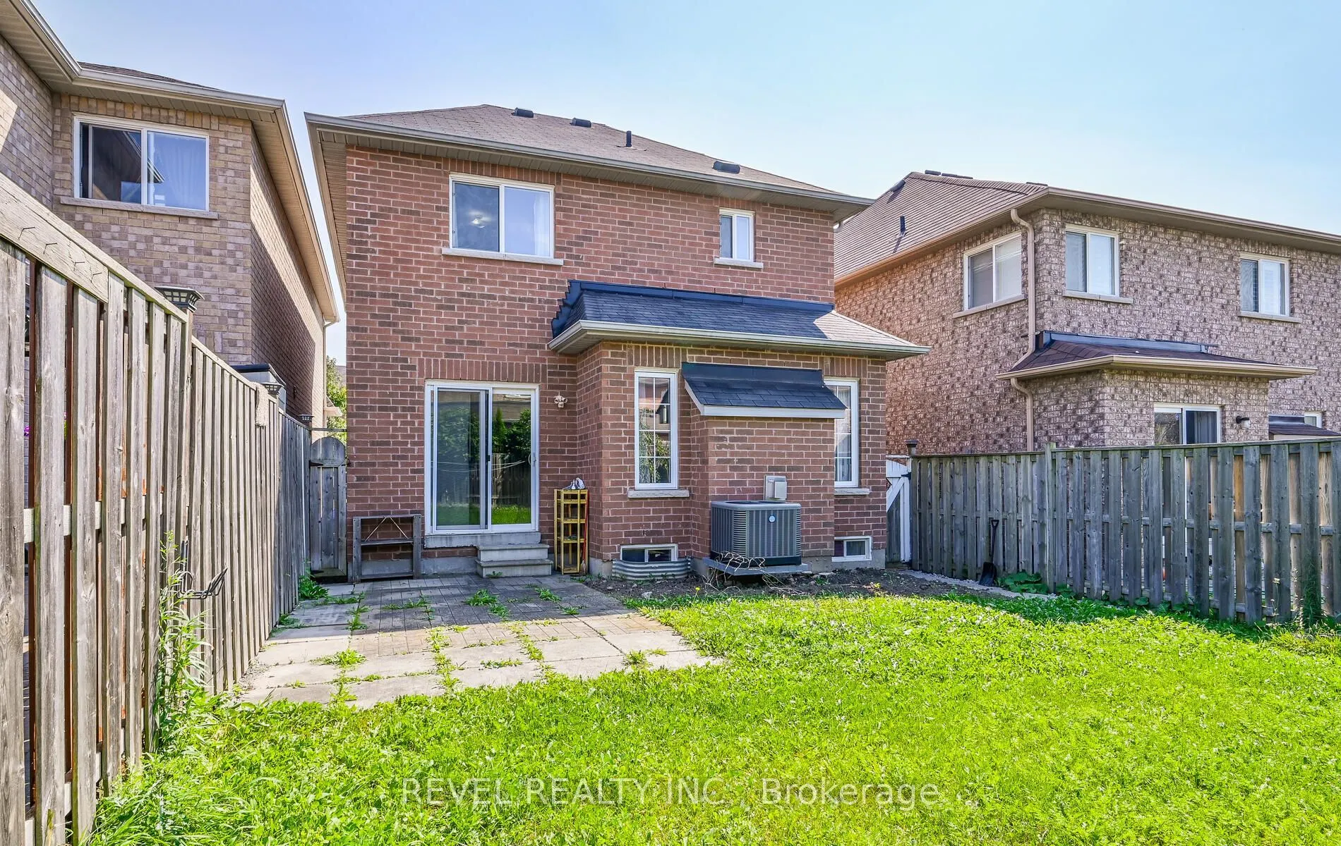91 Oceanpearl Crescent