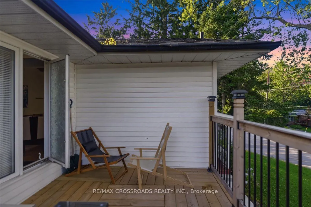 239 Island Road