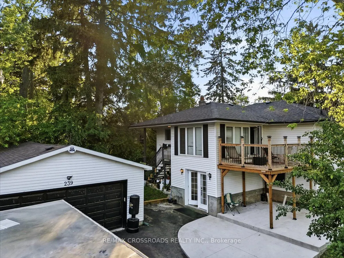 239 Island Road