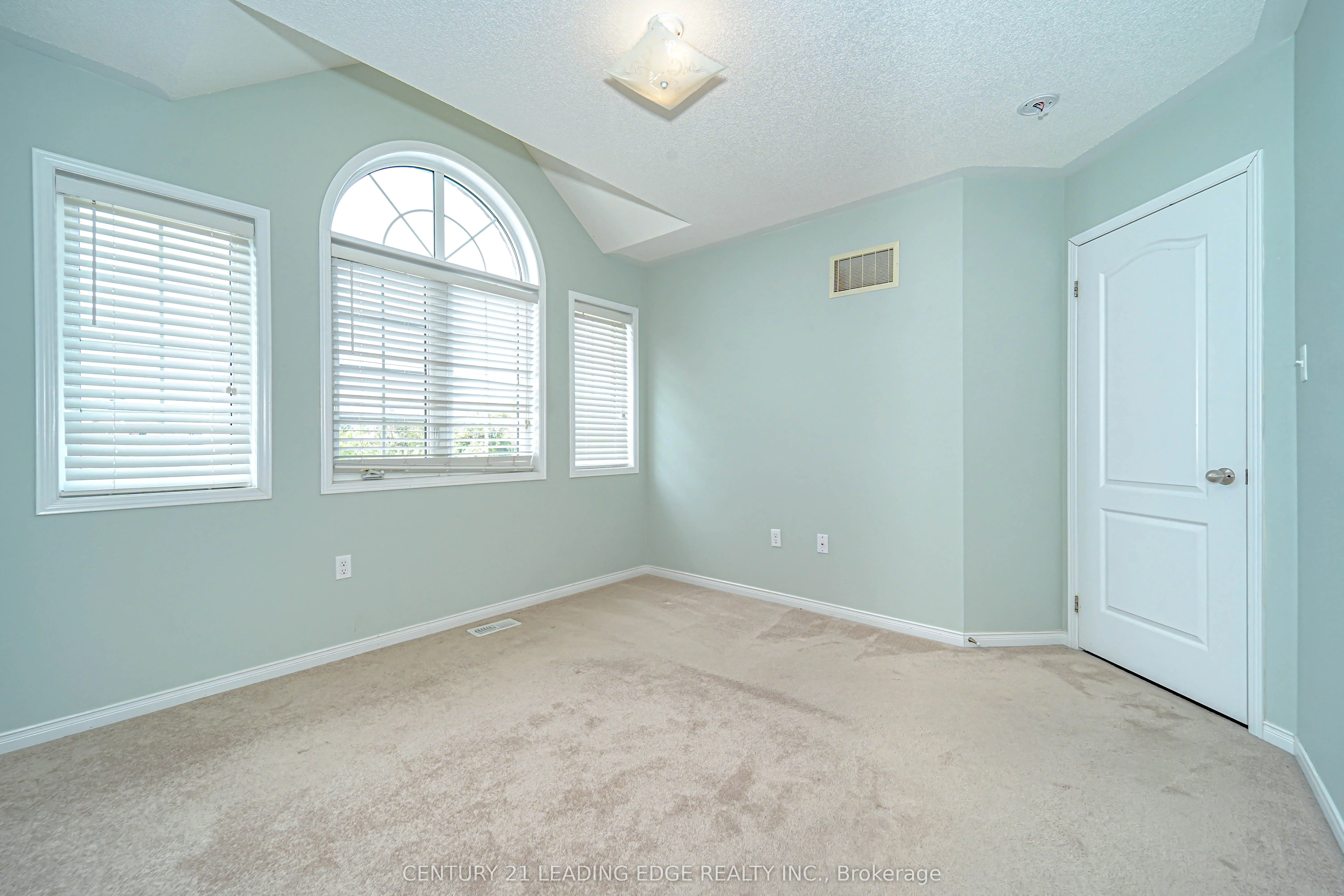 1943 Arborwood Drive
